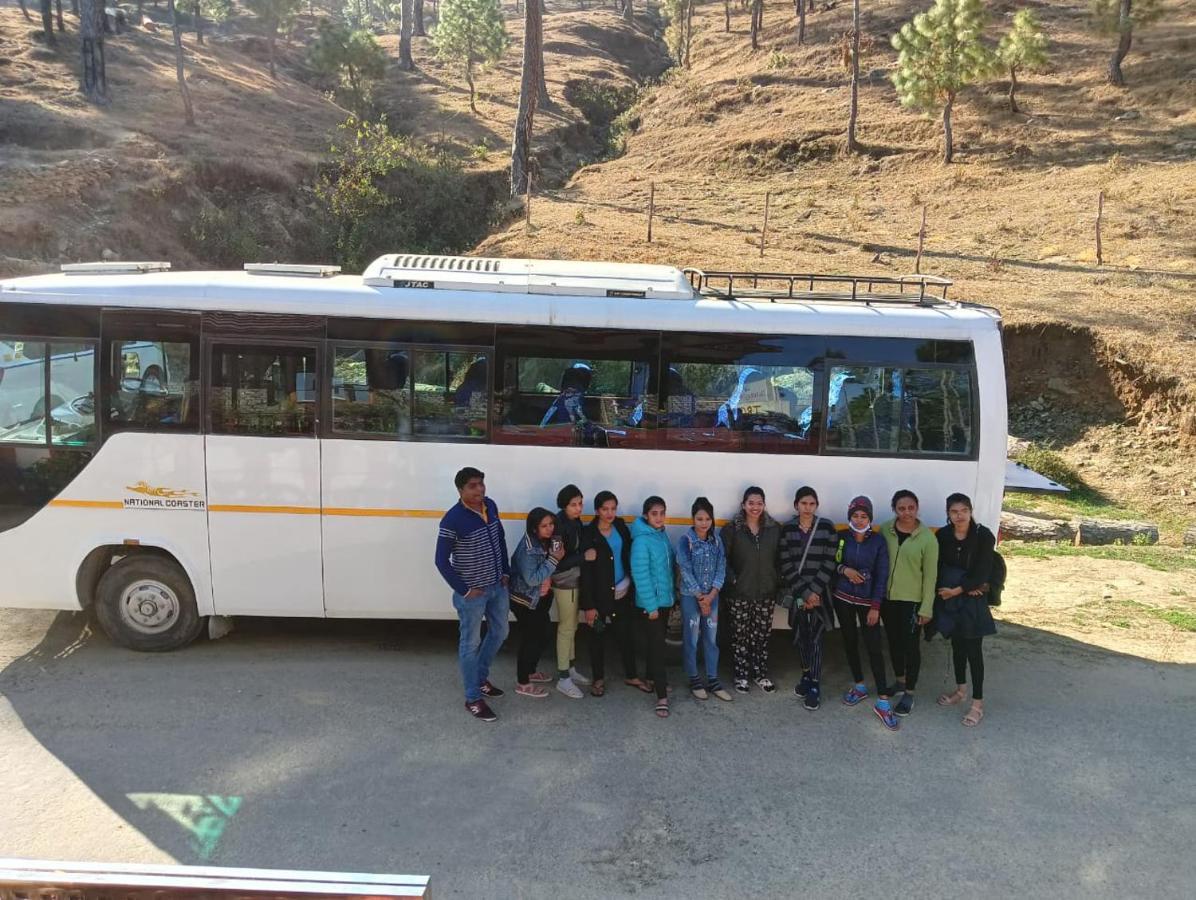 The Ranikhet Continental酒店 外观 照片