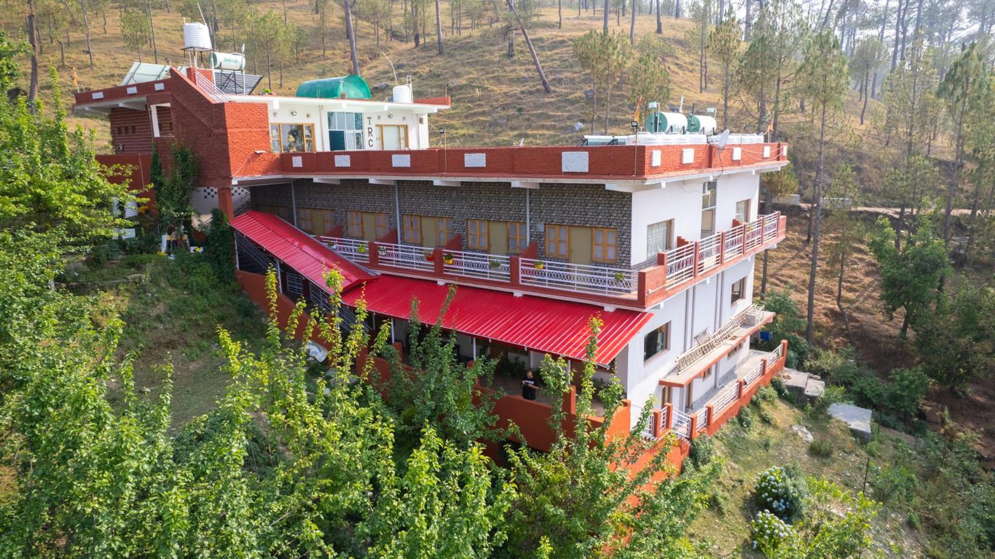 The Ranikhet Continental酒店 外观 照片